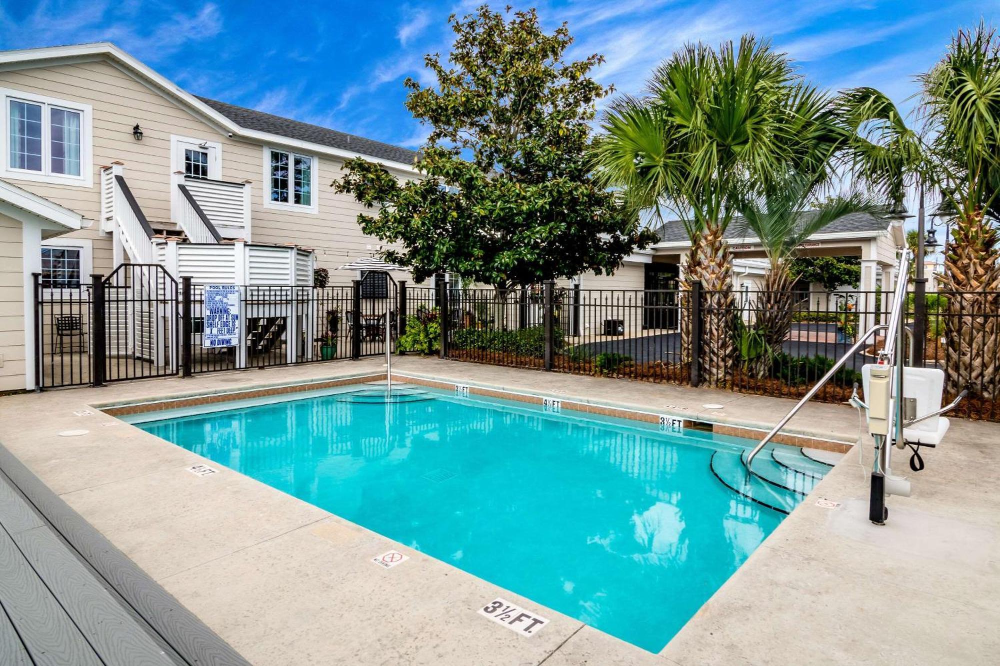 The Port Inn And Cottages, Ascend Hotel Collection Port St. Joe Extérieur photo