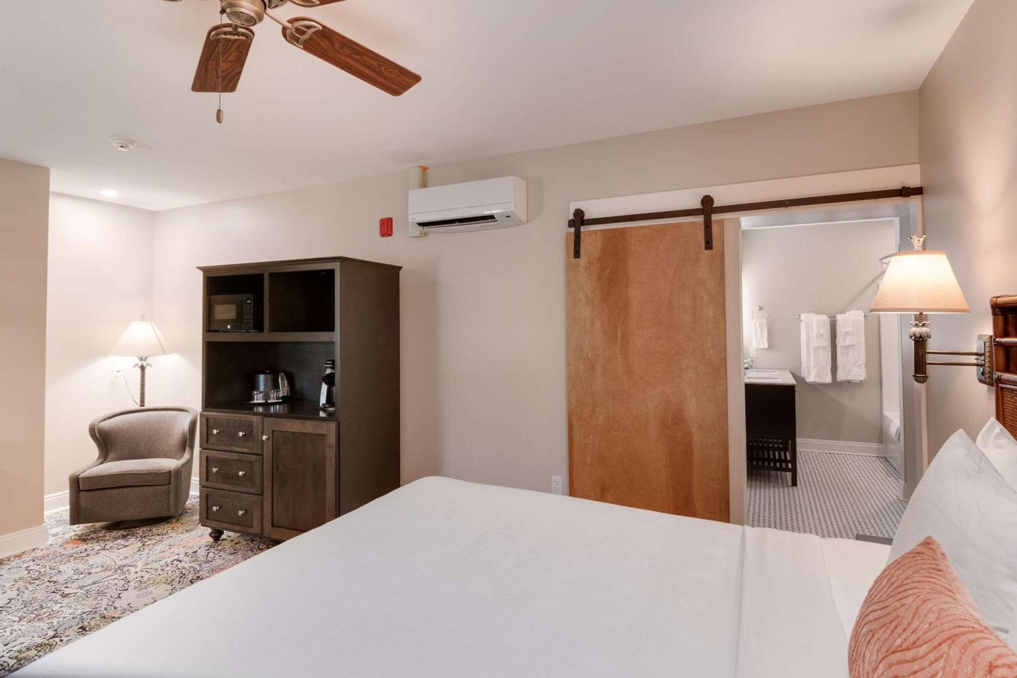 The Port Inn And Cottages, Ascend Hotel Collection Port St. Joe Extérieur photo