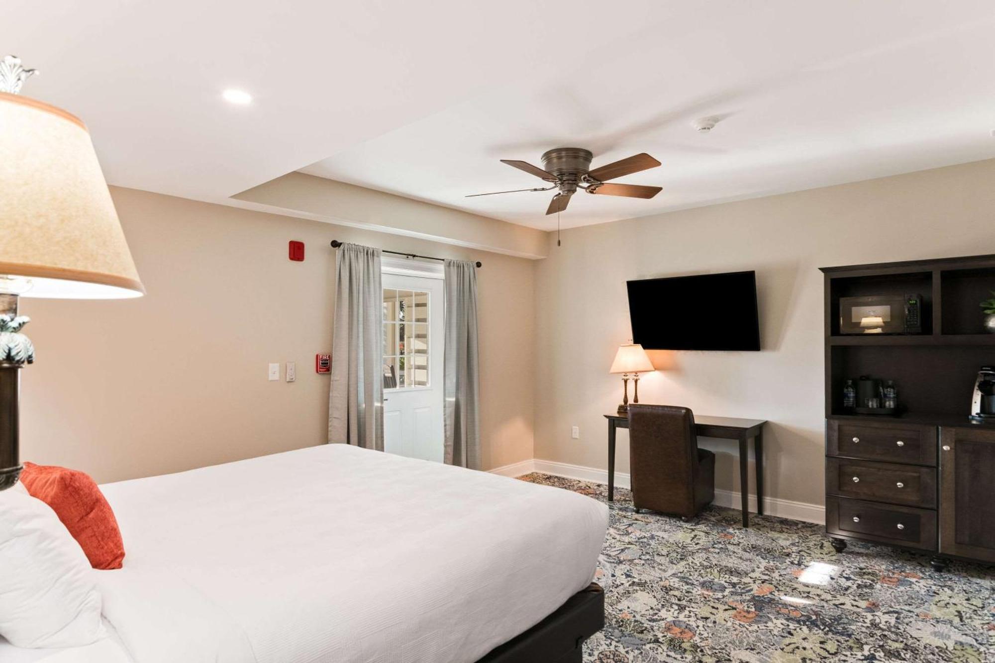 The Port Inn And Cottages, Ascend Hotel Collection Port St. Joe Extérieur photo